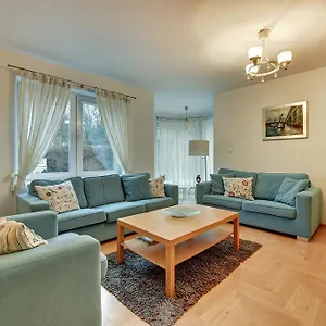 https://helska-marina-apartments.sopothotels.com